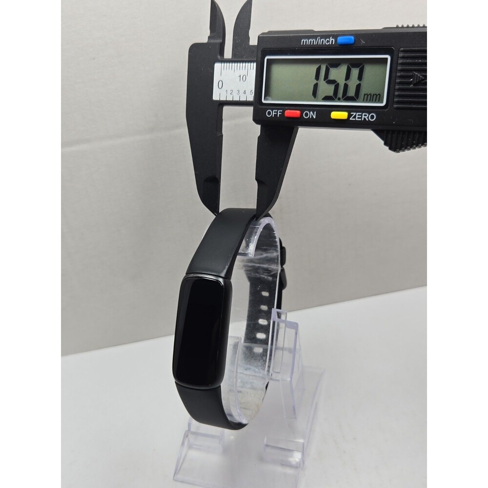 Fitbit Luxe Fitness Tracker FB422 Heart Rate Sleep Waterproof Bluetooth - Read - Picture 6 of 10